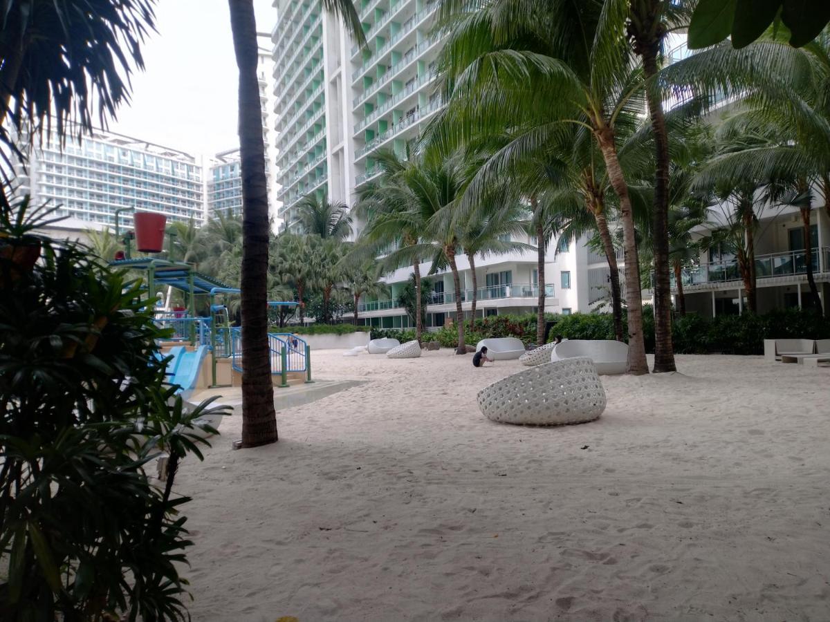 Azure Near Ninoy Aquino International Airport Guest house
